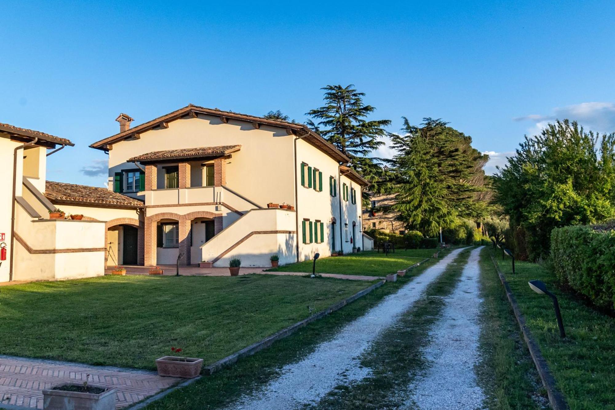 Tenuta Borgo San Michele Gubbio Zewnętrze zdjęcie