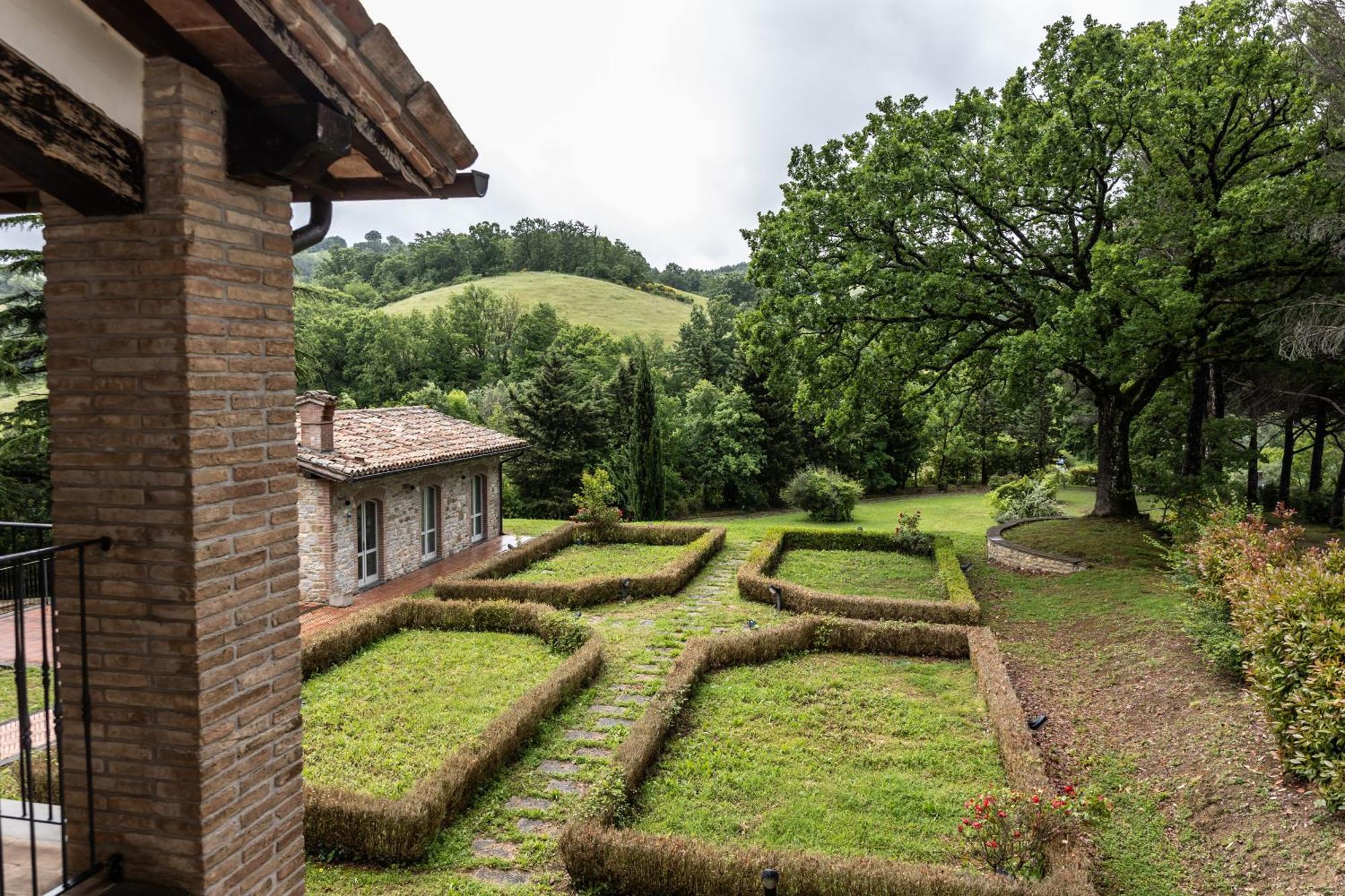 Tenuta Borgo San Michele Gubbio Zewnętrze zdjęcie