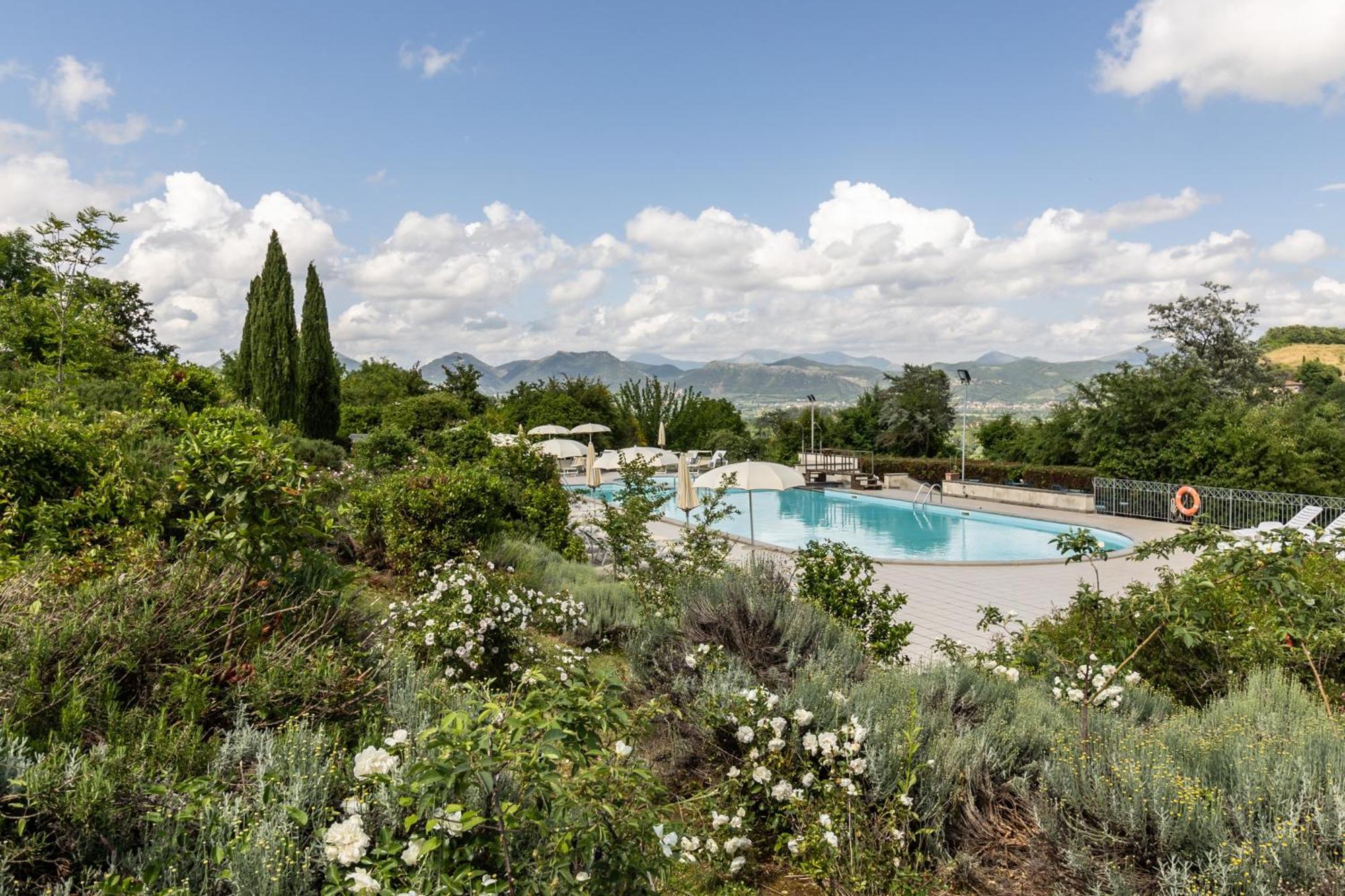 Tenuta Borgo San Michele Gubbio Zewnętrze zdjęcie