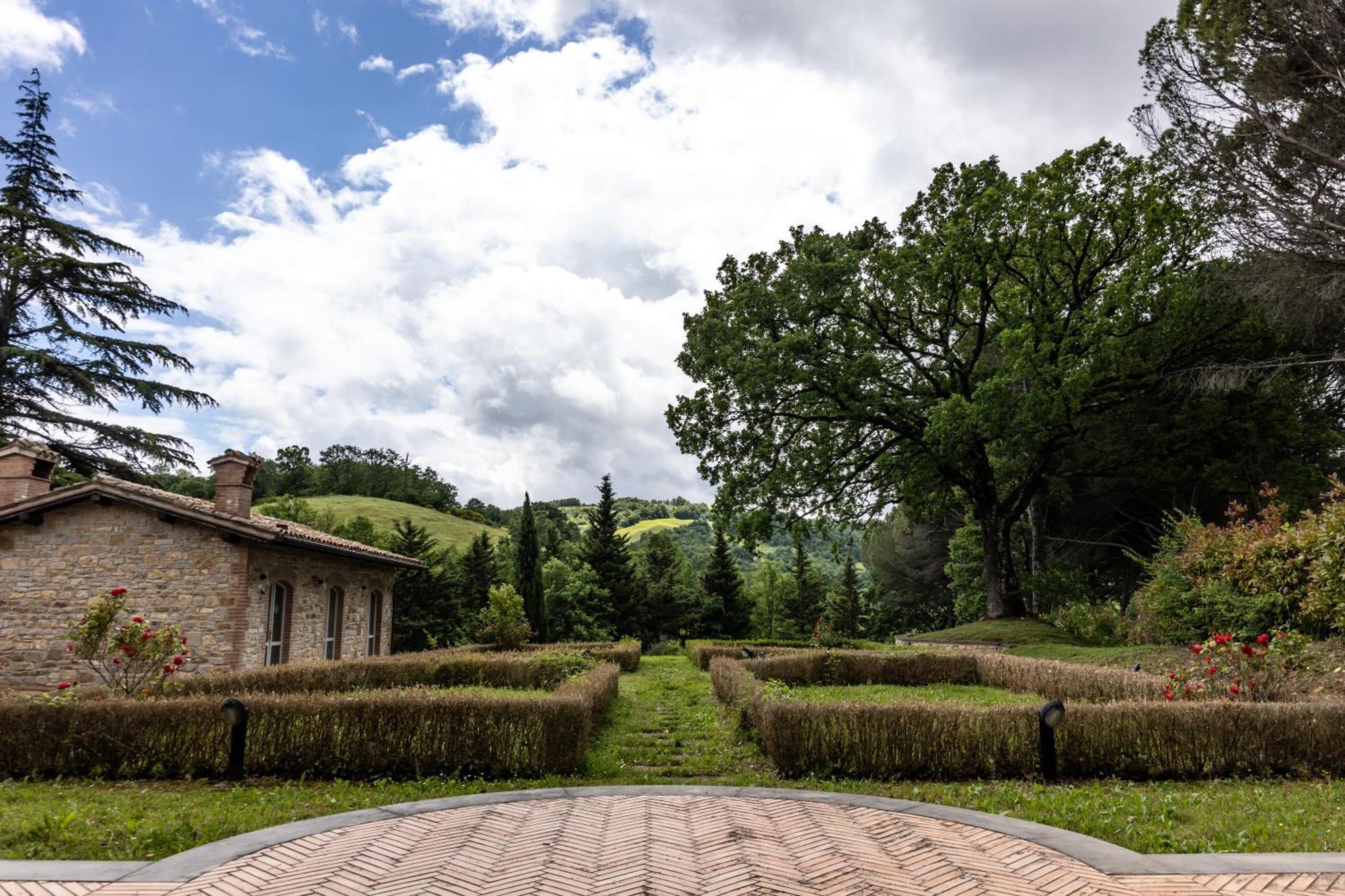 Tenuta Borgo San Michele Gubbio Zewnętrze zdjęcie