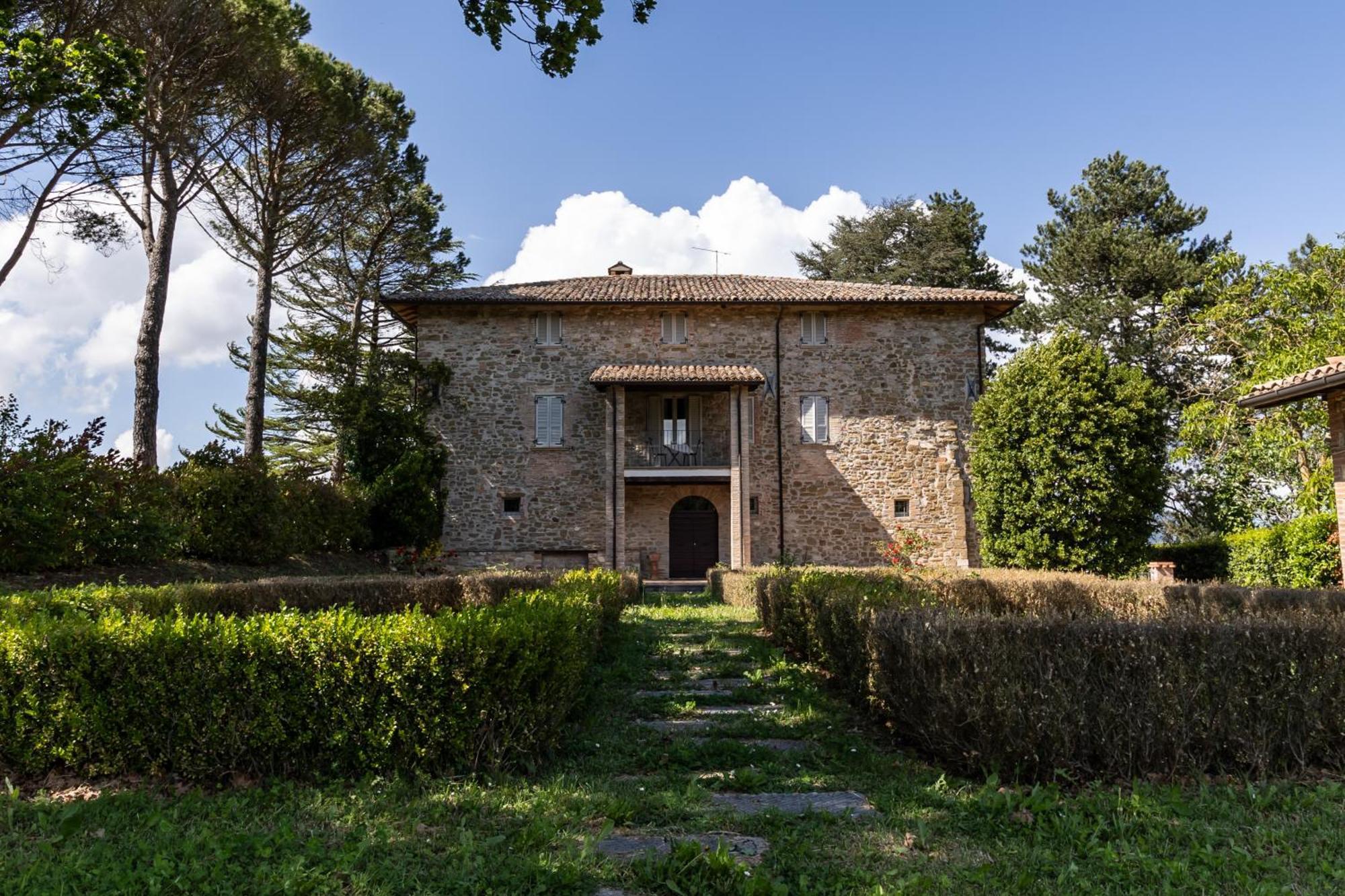 Tenuta Borgo San Michele Gubbio Zewnętrze zdjęcie